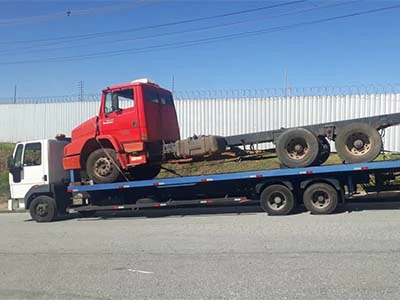 Transporte Peados de Caminhões na Zona Sul